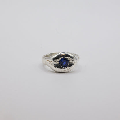 Round dark blue sapphire